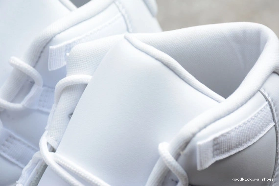 Metallic Jordan AR0715-100 White SilverVast WMNS Air AR0715-100 11 Grey 0424